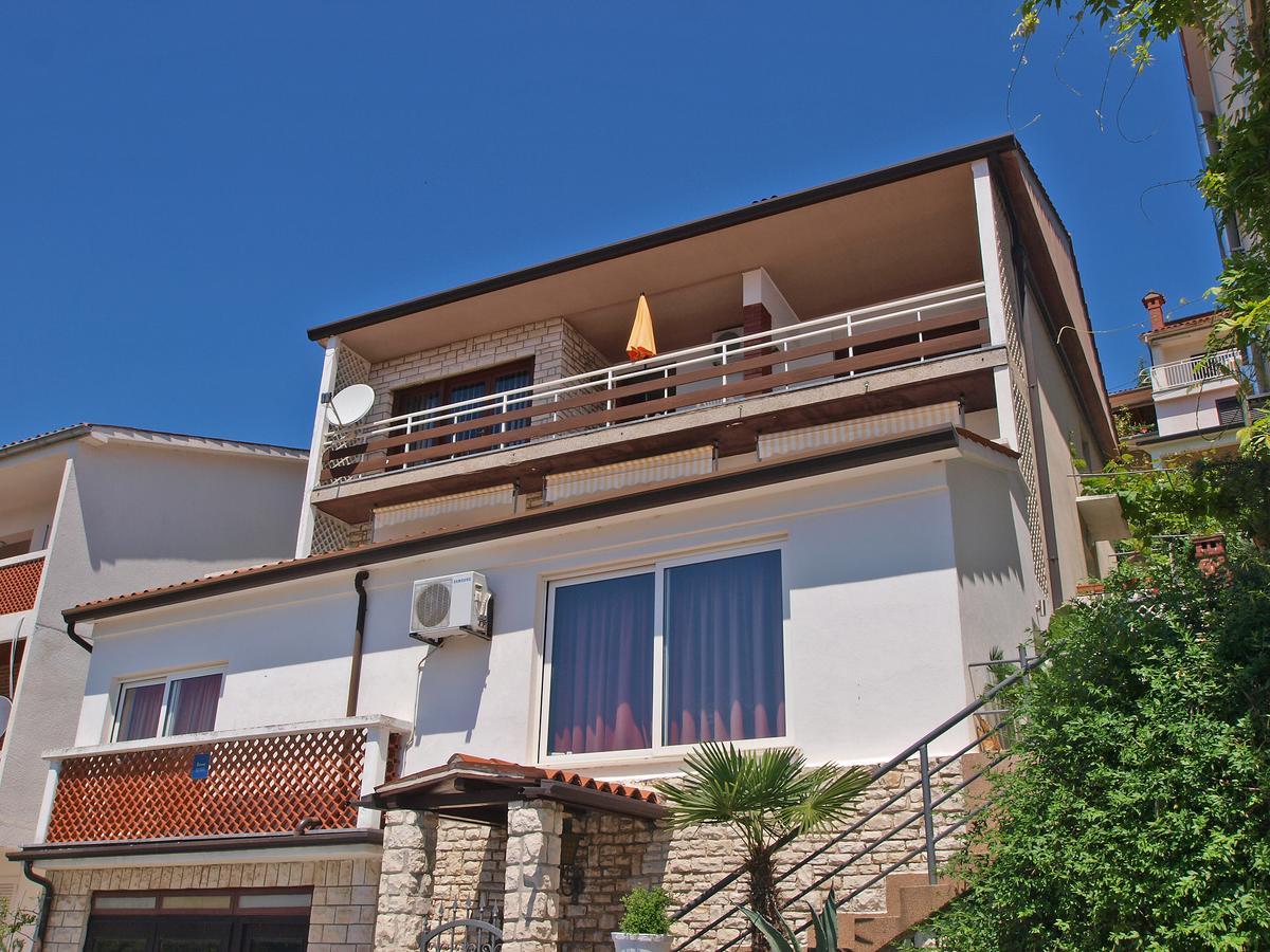 Apartments And Room Rabac 155 Exteriör bild
